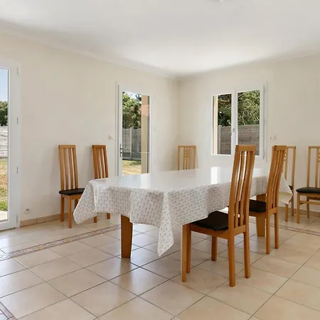 Maison De Famille 4 *